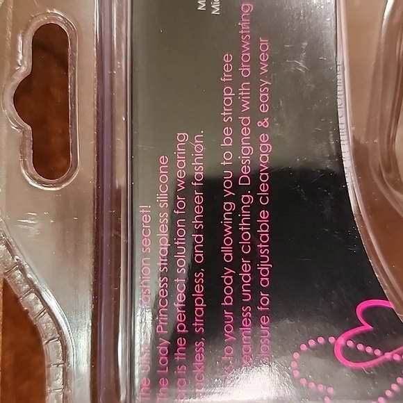 Strapless And Backless Self Adhesive Adjustable Bra A/B Cup - Picture 5 of 7